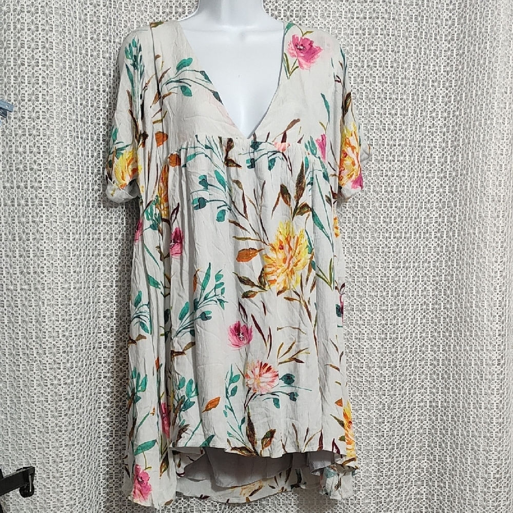 By Together Floral Mini Dress in Cream and Pink - Picture 2 of 13